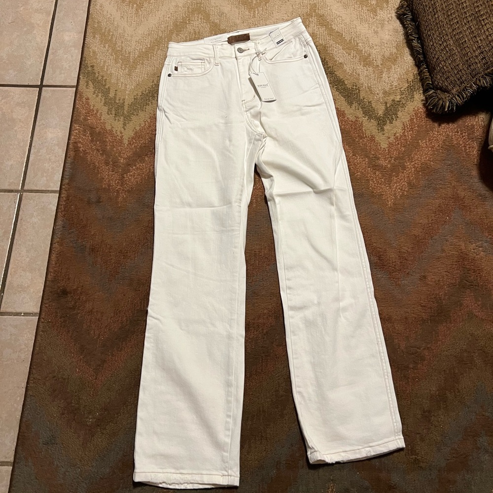 NWT size 7 Judy blue ecru straight fit jeans